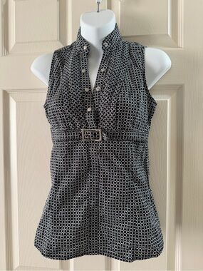 Express Sleeveless Belted Chain-Print Top - Black & White